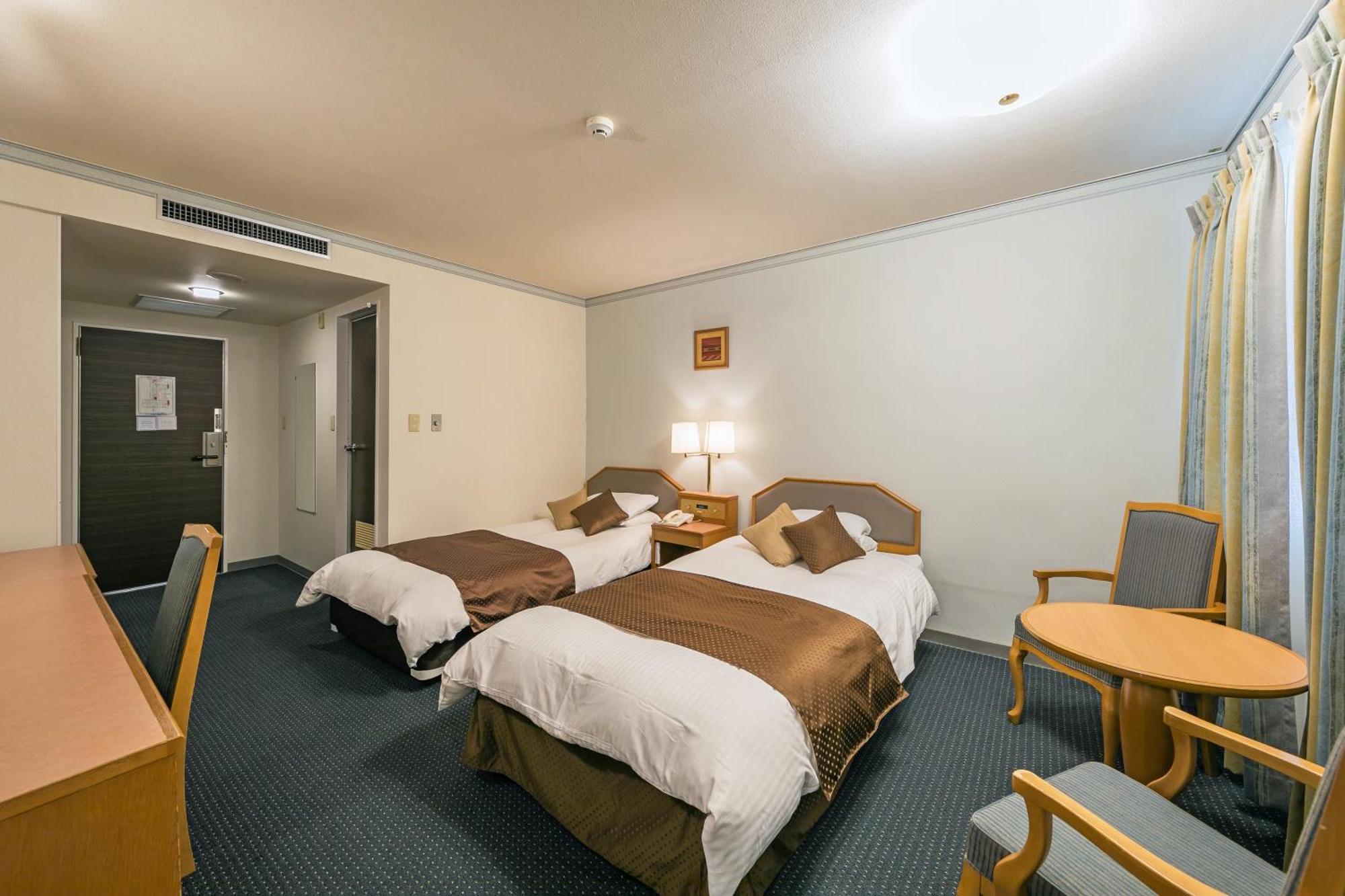 Hotel Miyahira Ishigaki  Esterno foto