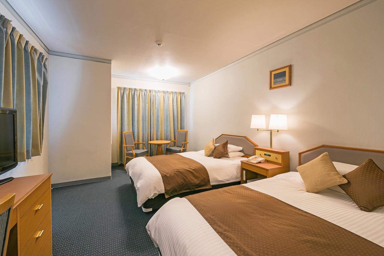 Hotel Miyahira Ishigaki  Esterno foto